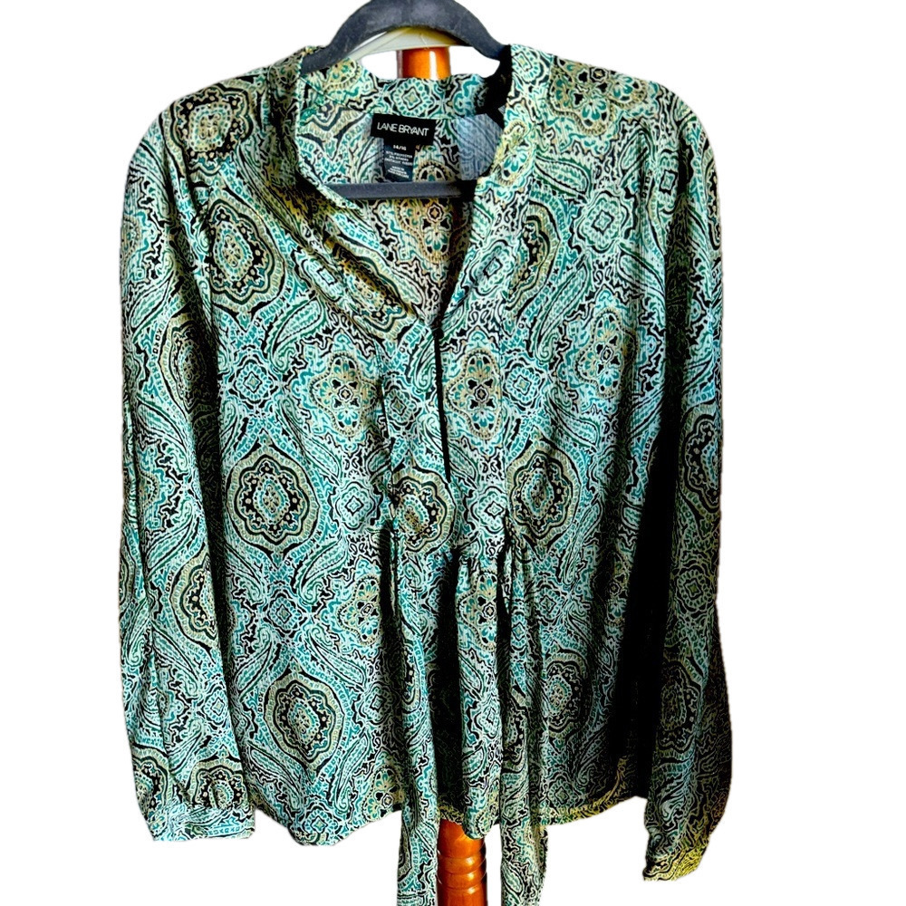 Lane Bryant 14-16, beautiful blouse